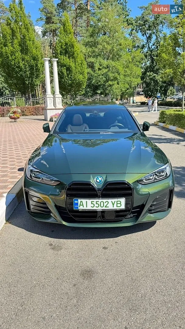 BMW i4, 2022