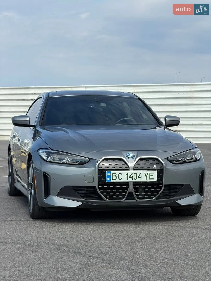BMW i4, 2022