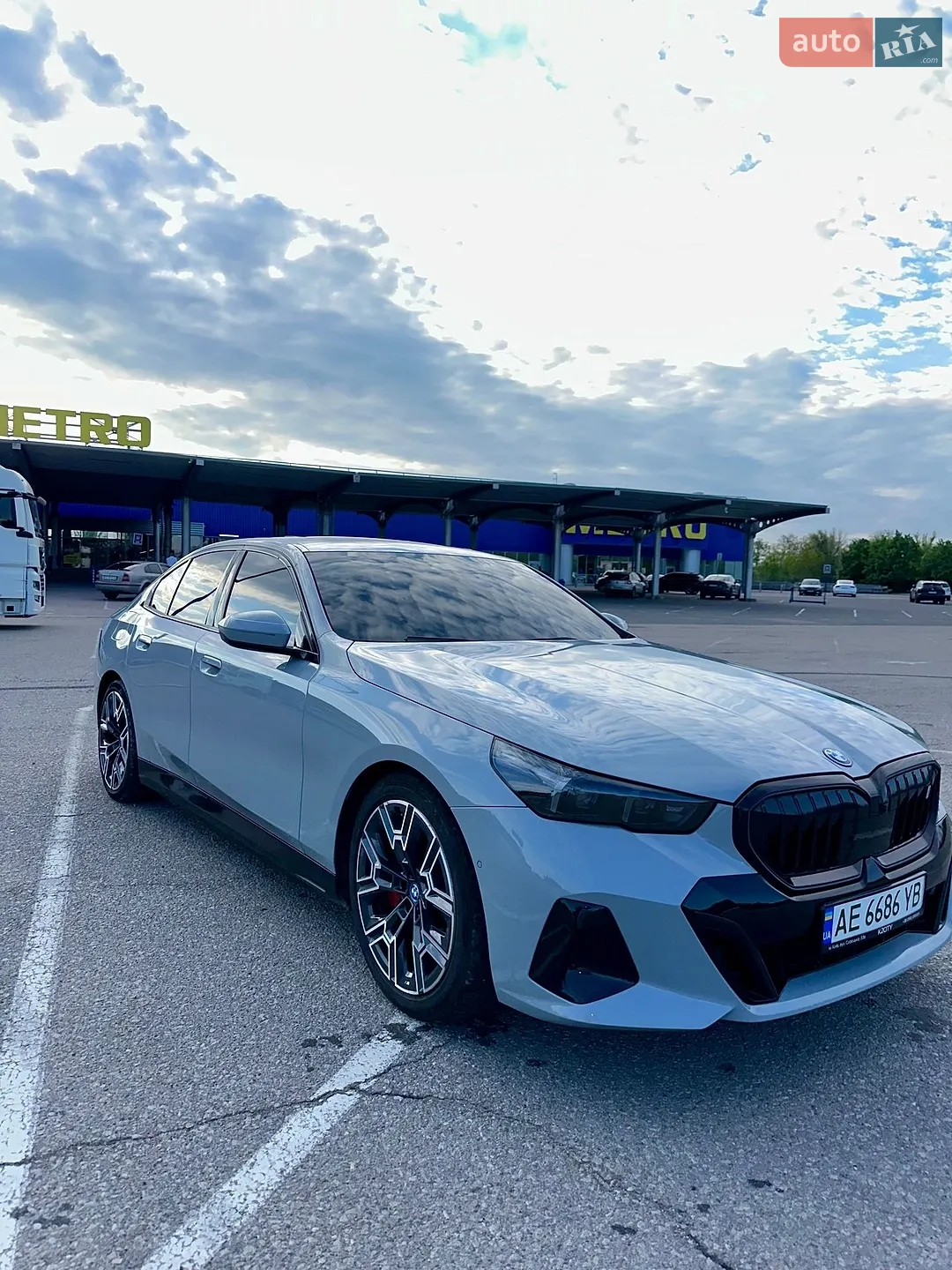 BMW i5, 2023