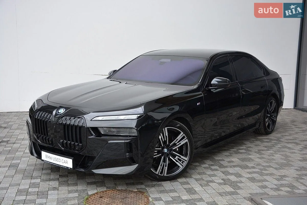 BMW i7, 2023