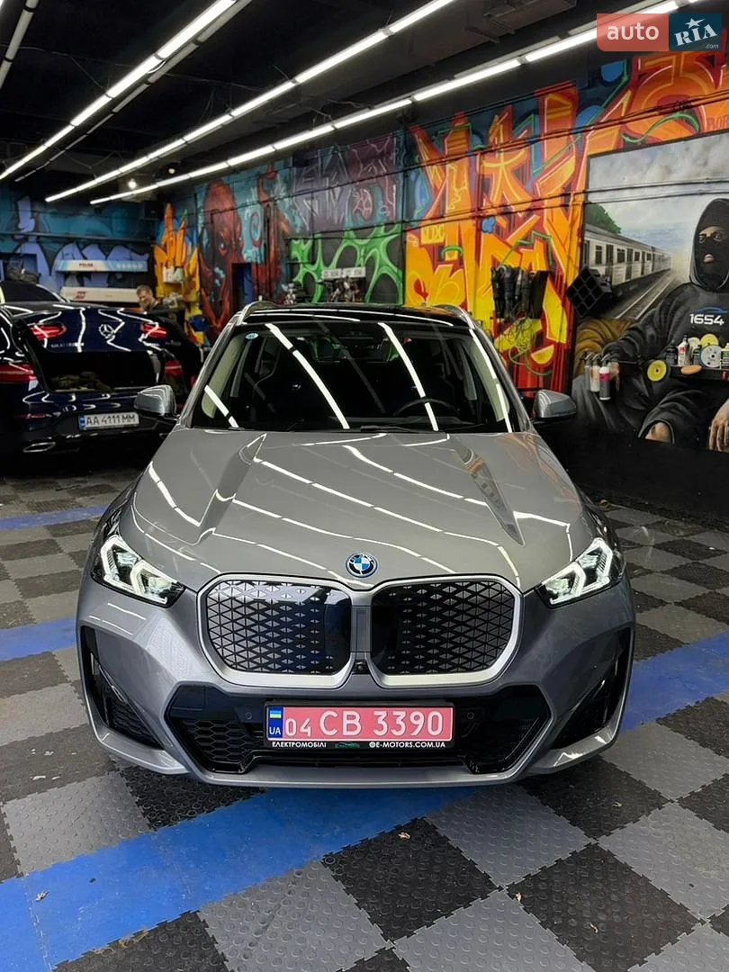 BMW iX1, 2023
