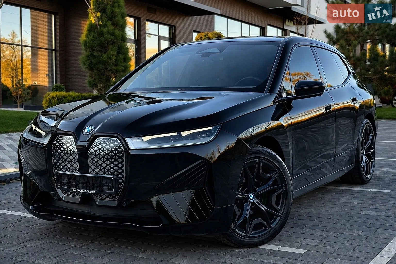 BMW iX, 2021