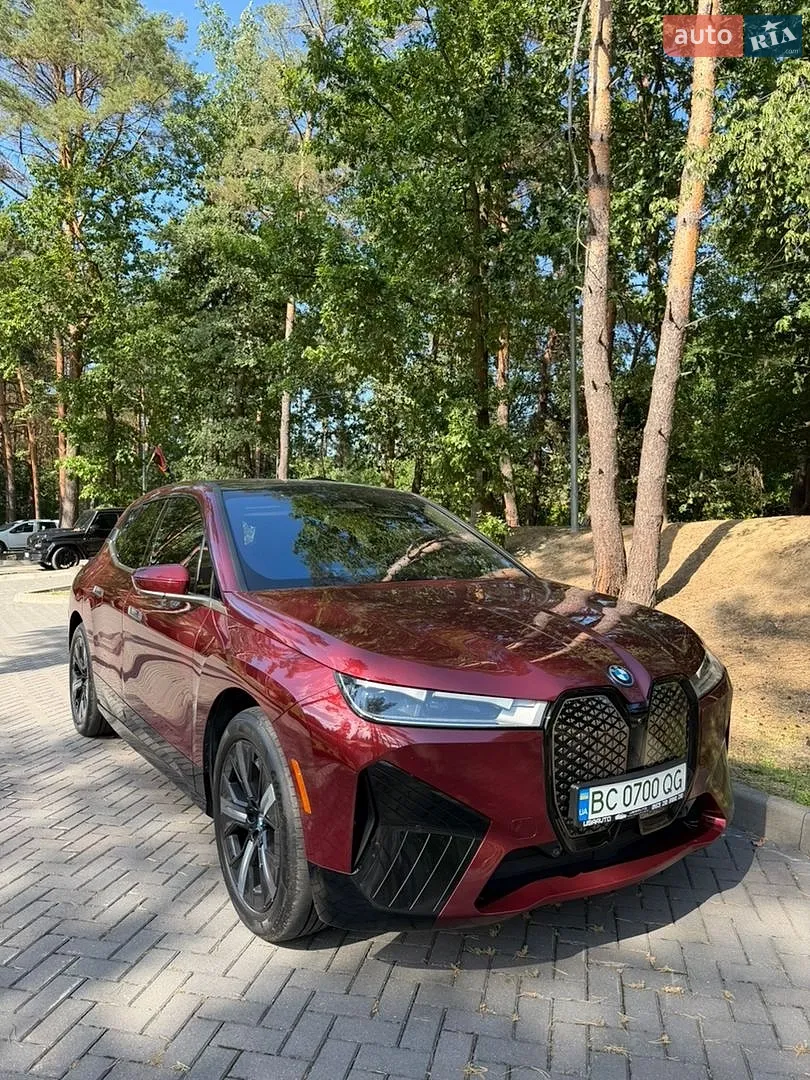 BMW iX, 2022