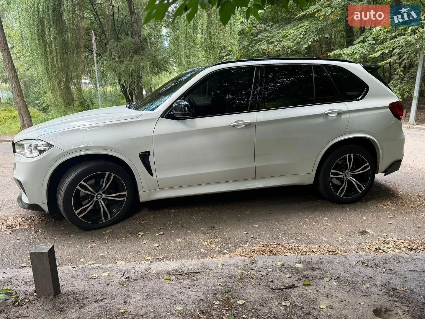 BMW X5 2014 — 1