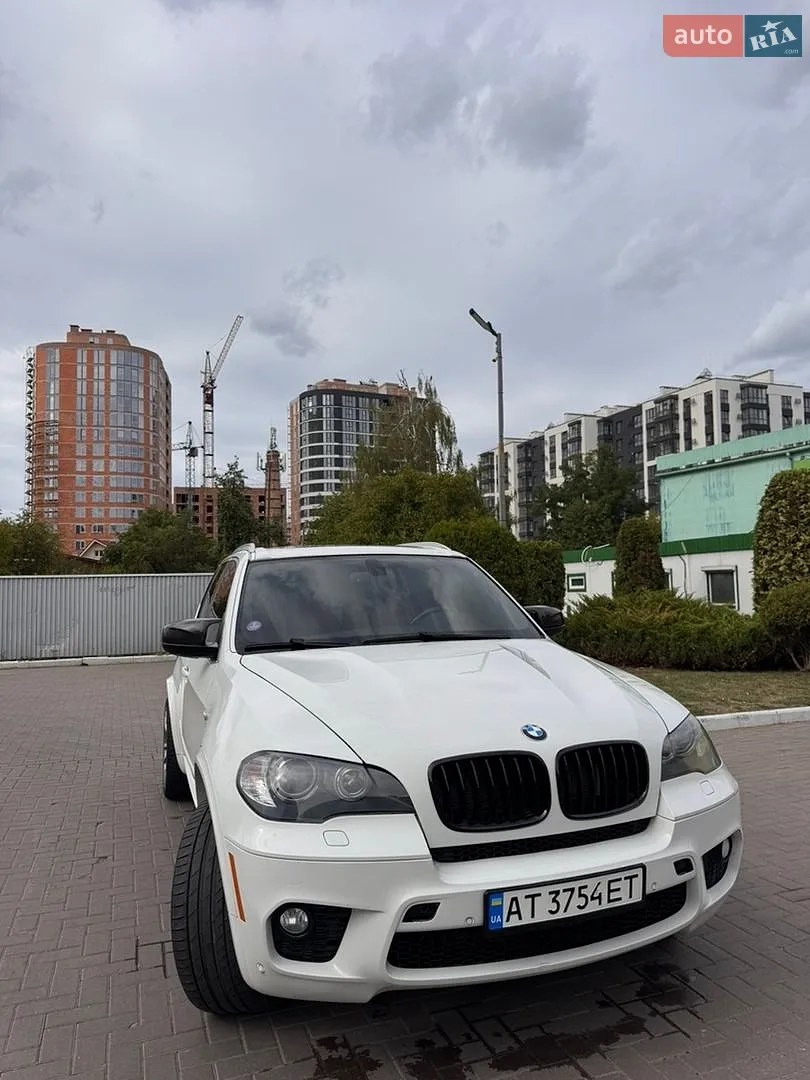 BMW X5 2010 — 1