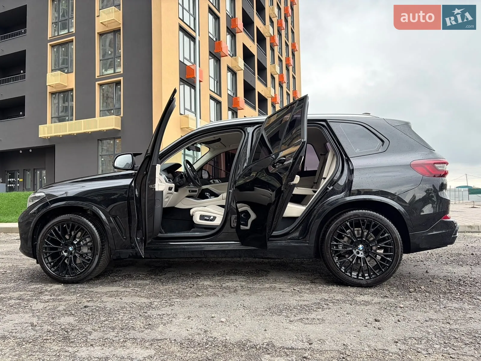BMW X5, 2023