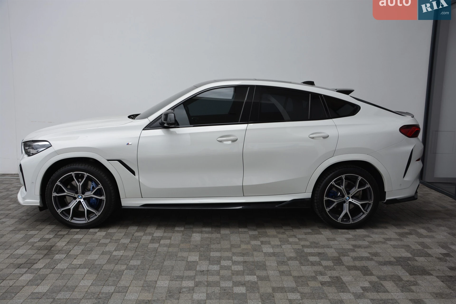BMW X6, 2022