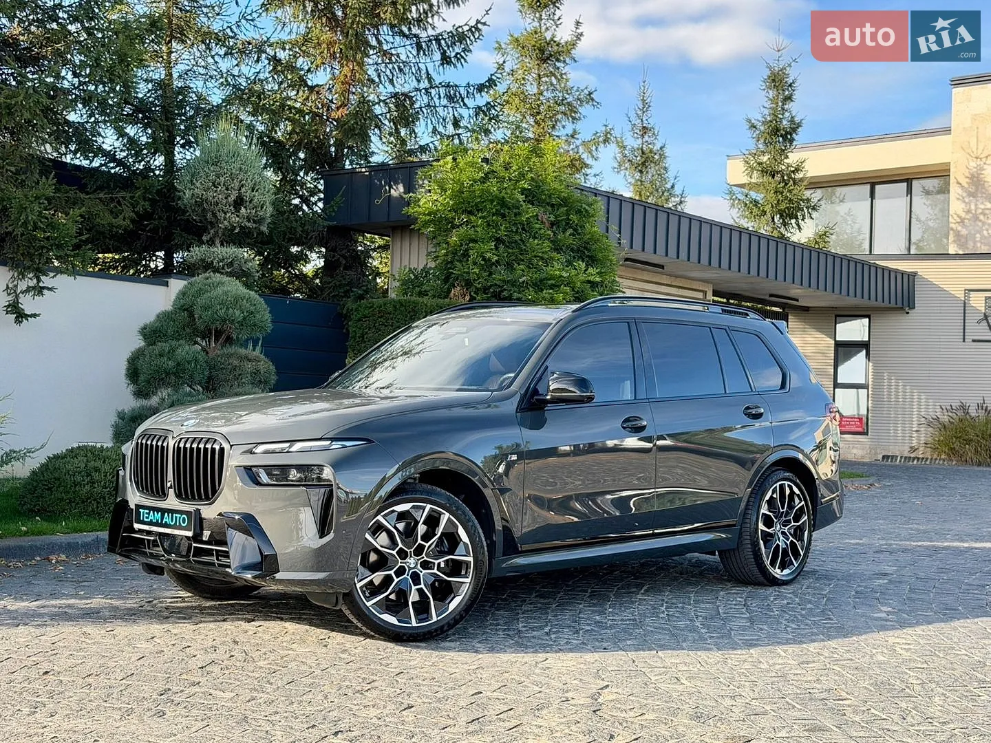 BMW X7, 2025