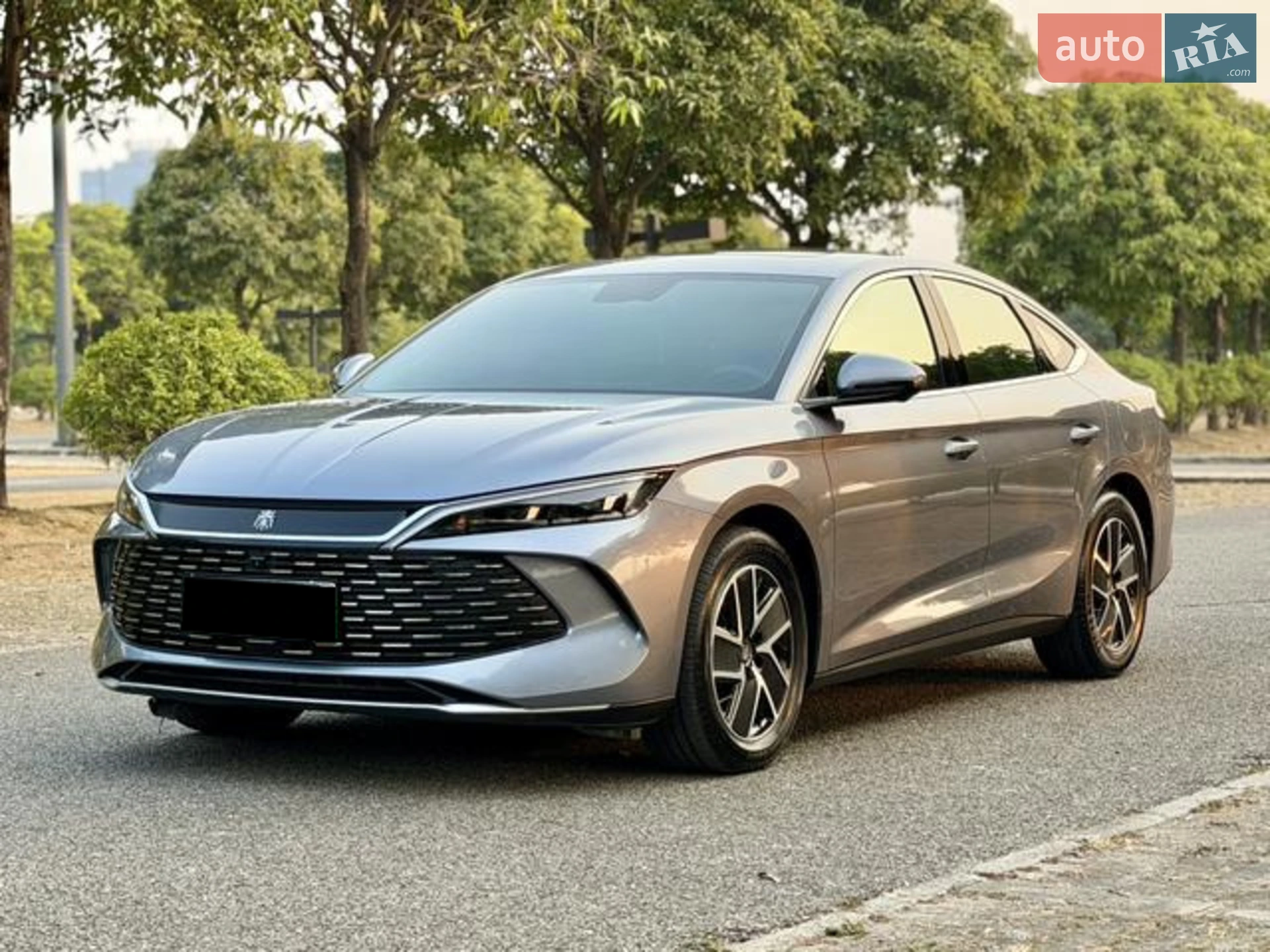 BYD Qin L, 2024