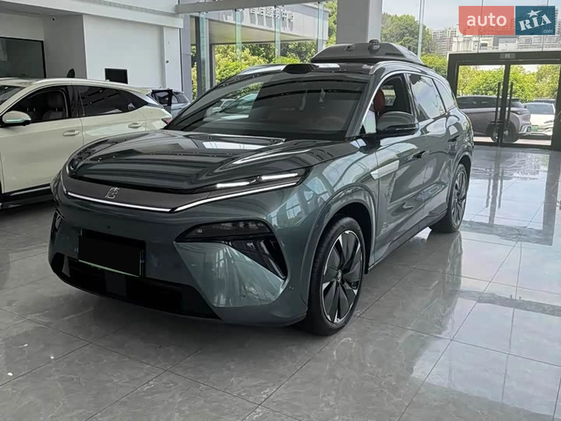 BYD Tang L, 2025