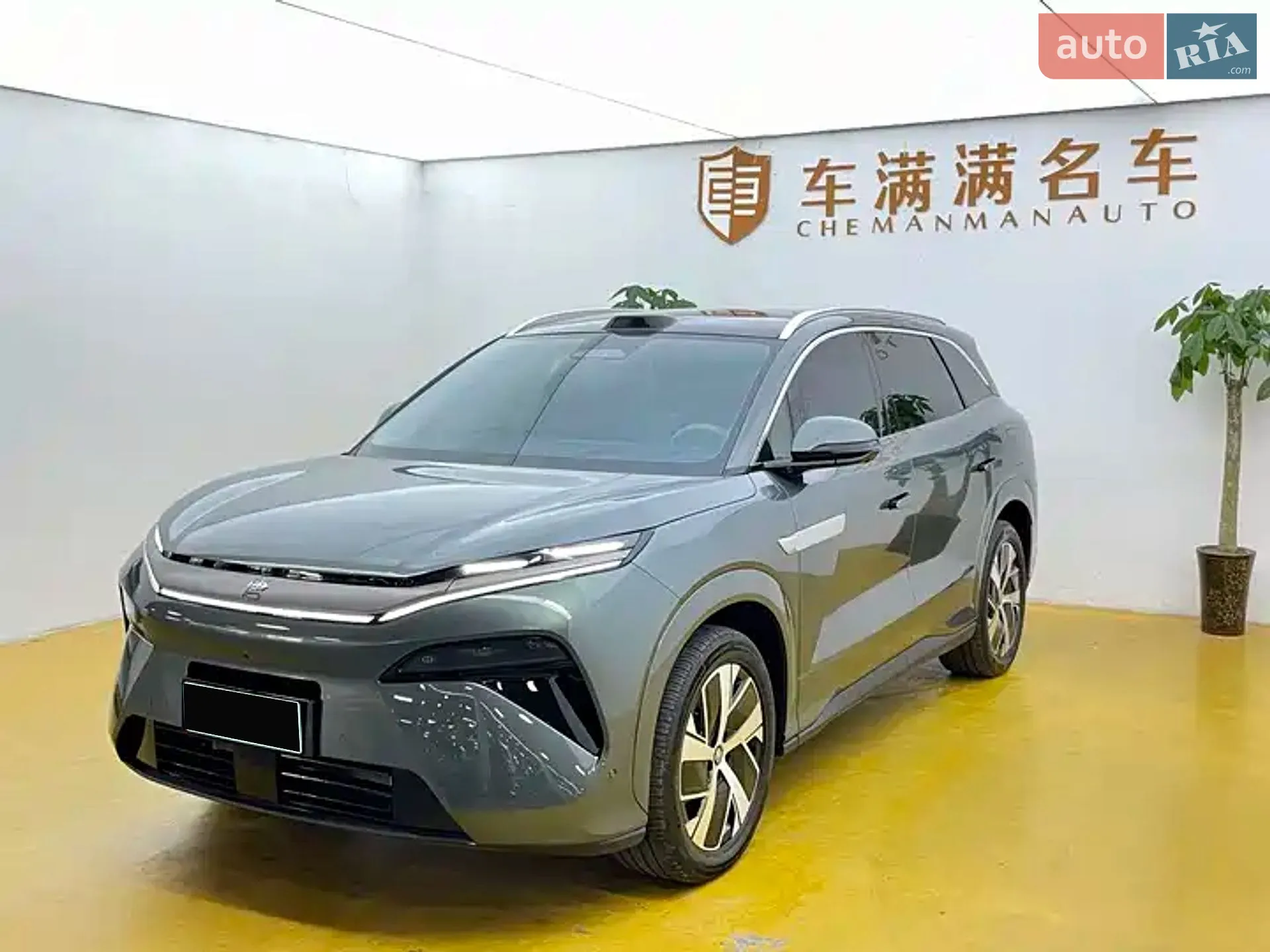 BYD Tang L, 2025