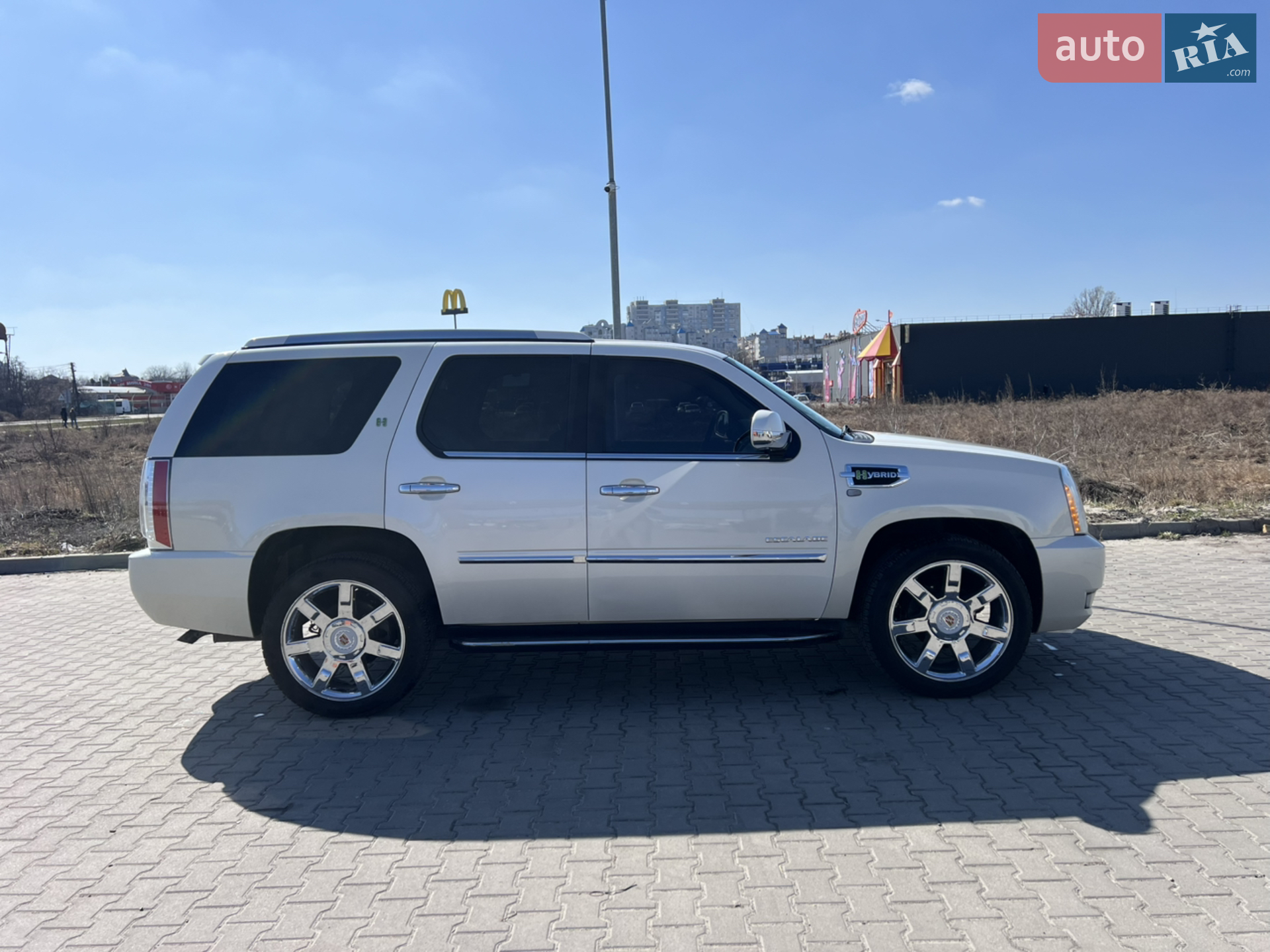 Cadillac Escalade, 2011