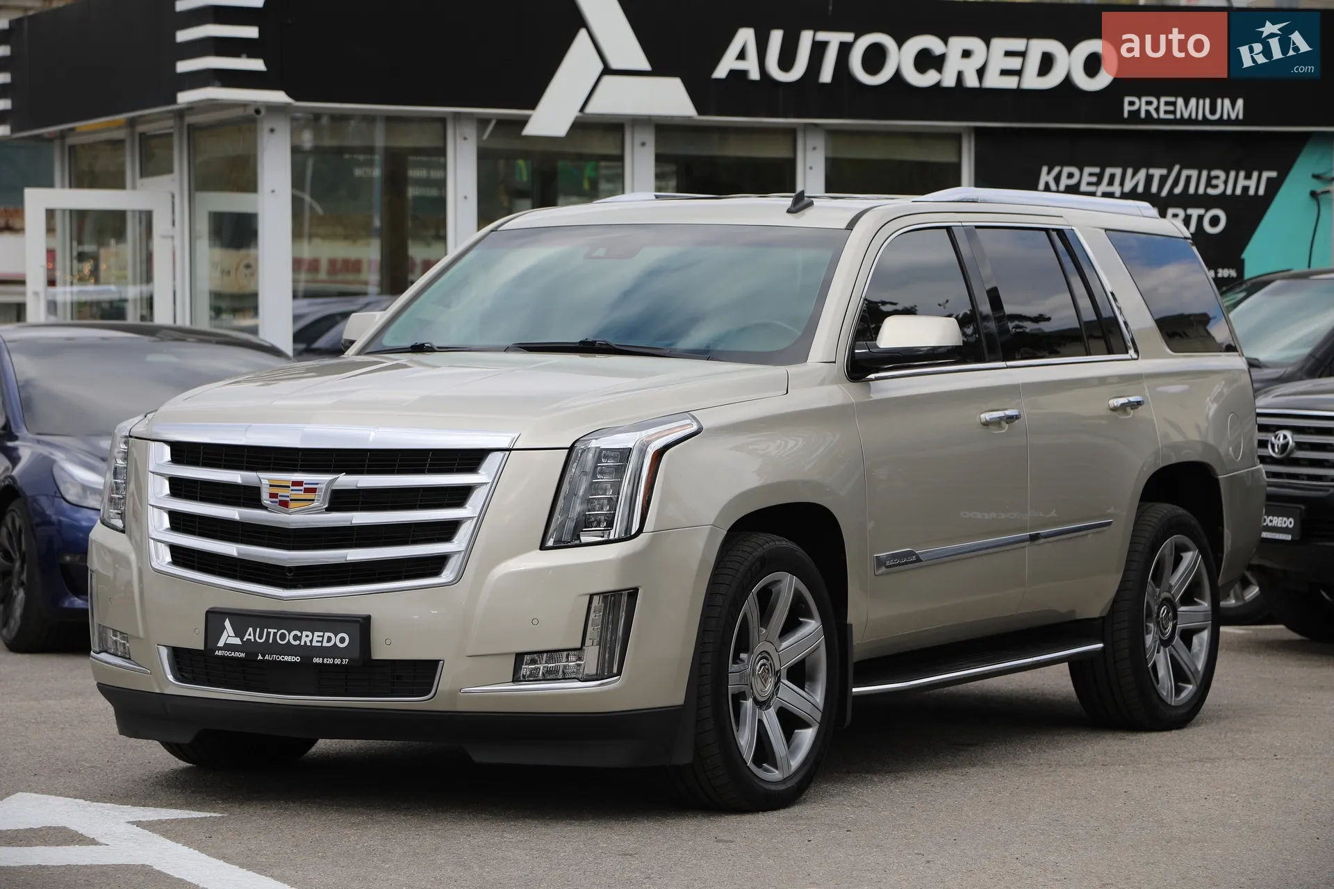 Cadillac Escalade, 2014