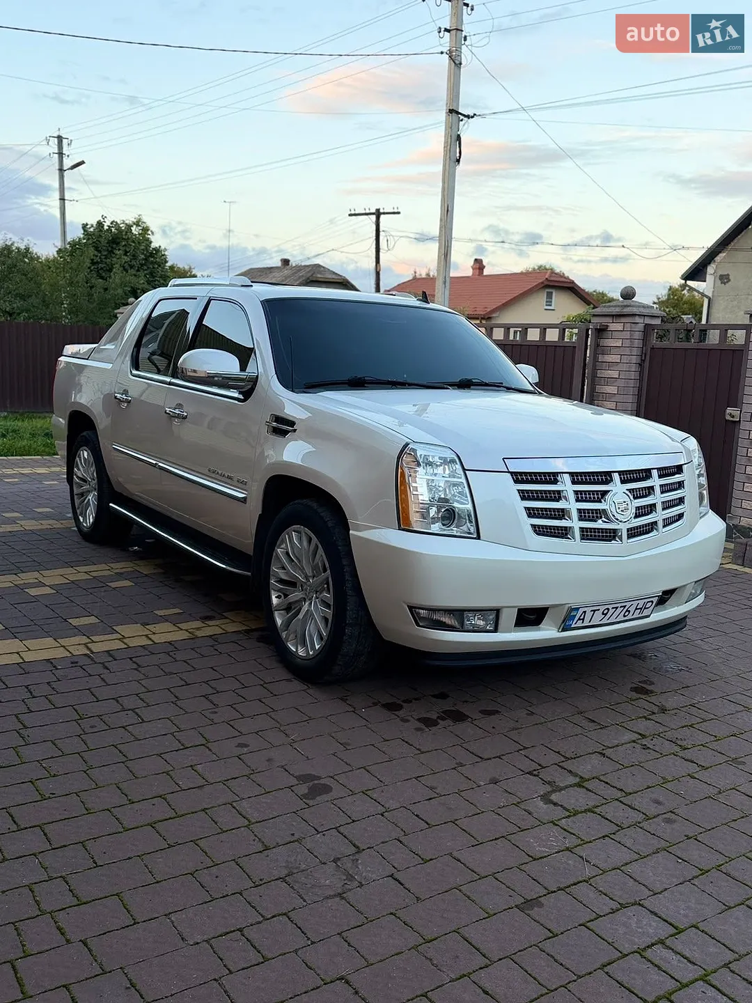 Cadillac Escalade, 2012