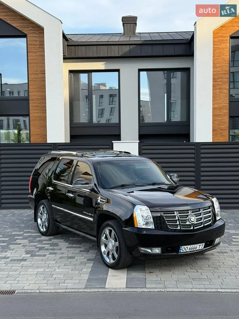 Cadillac Escalade, 2008