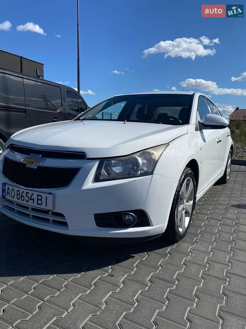 Chevrolet Cruze, 2011