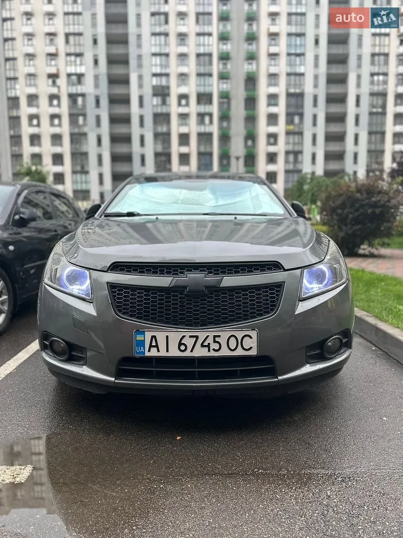 Chevrolet Cruze, 2011