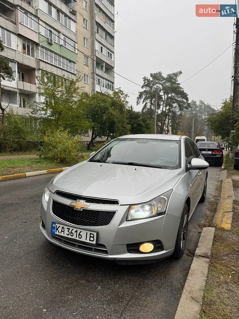 Chevrolet Cruze, 2011