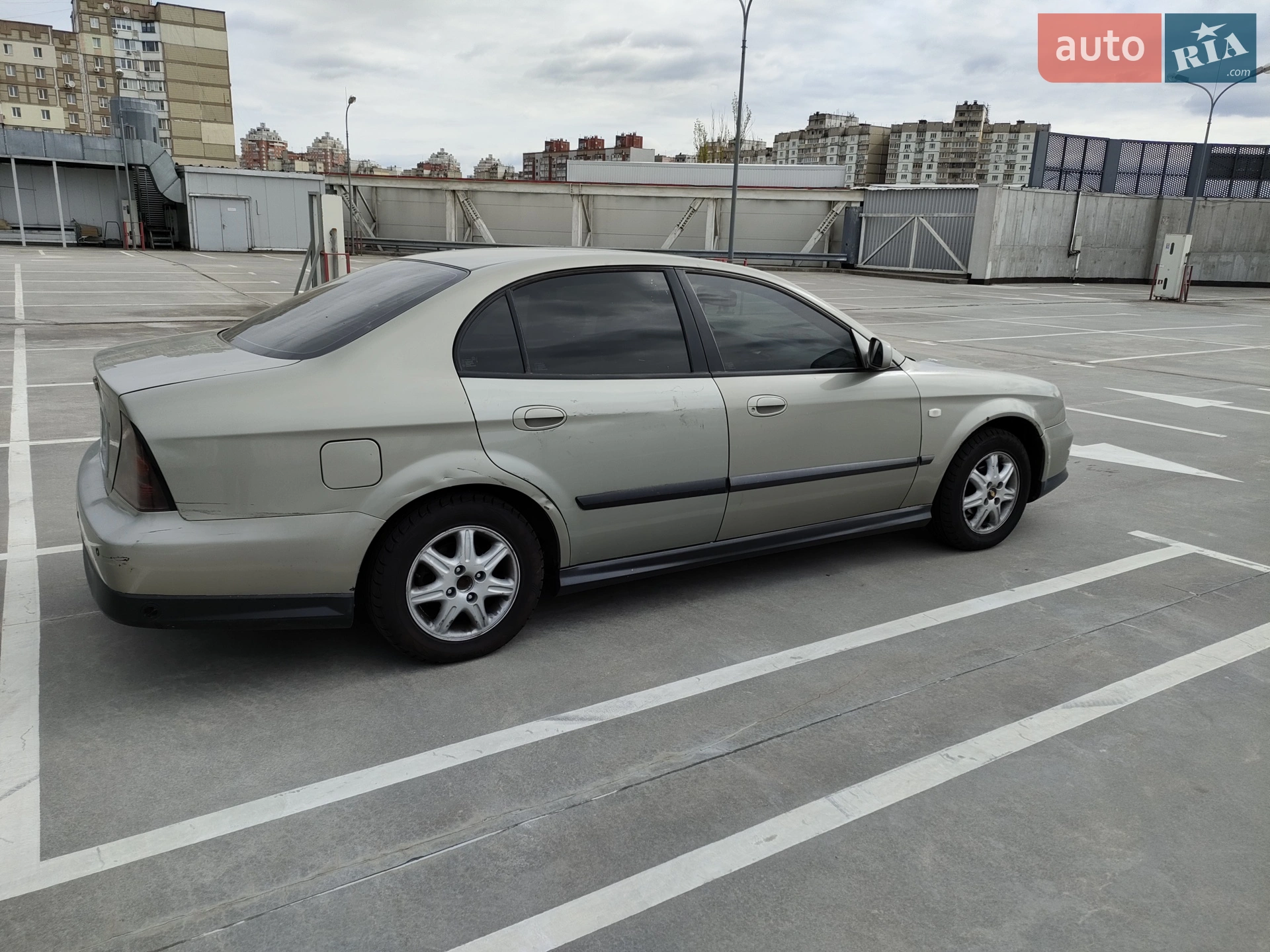 Chevrolet Evanda, 2005