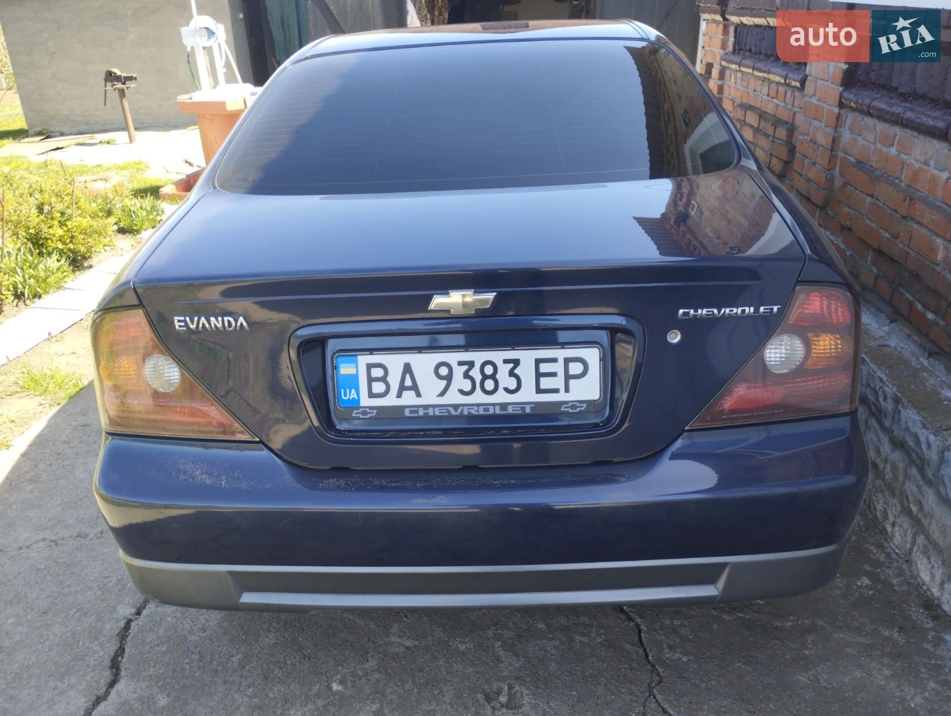 Chevrolet Evanda, 2004