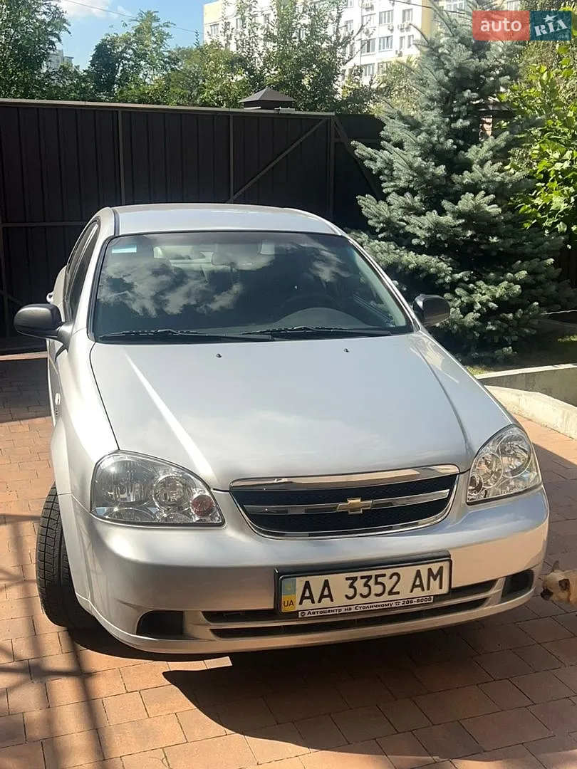 Chevrolet Lacetti, 2004