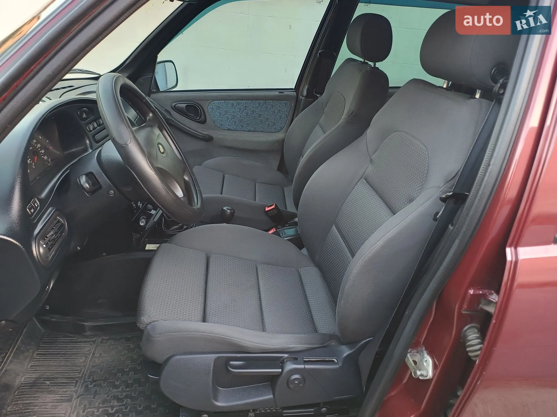 Chevrolet Niva, 2004