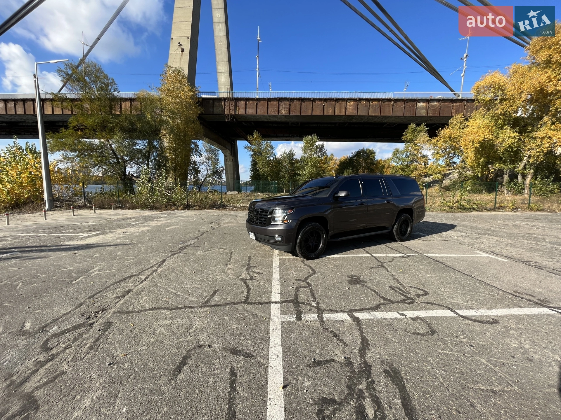Chevrolet Suburban, 2017