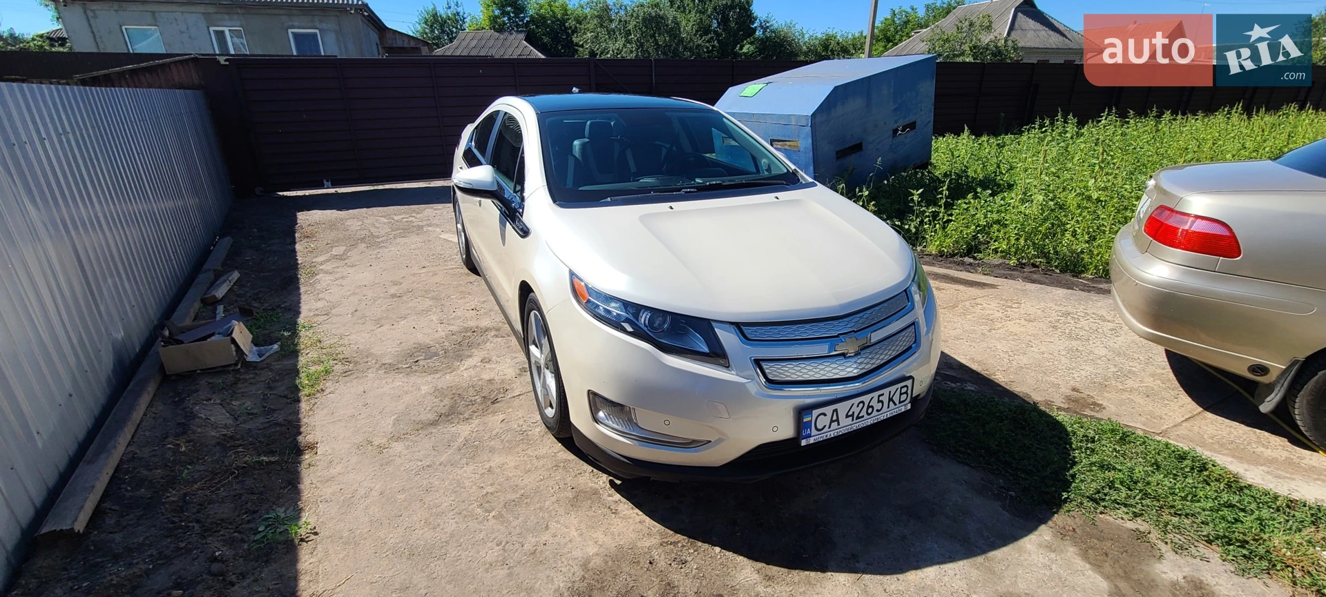 Chevrolet Volt, 2011