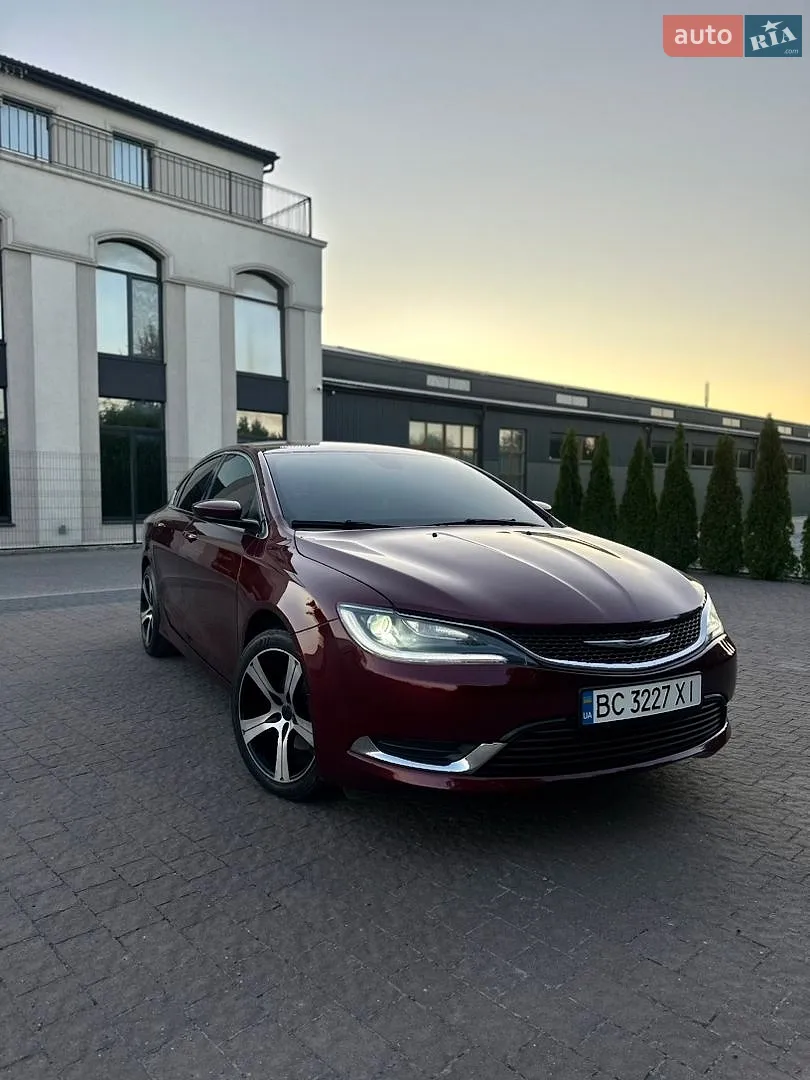 Chrysler 200, 2015