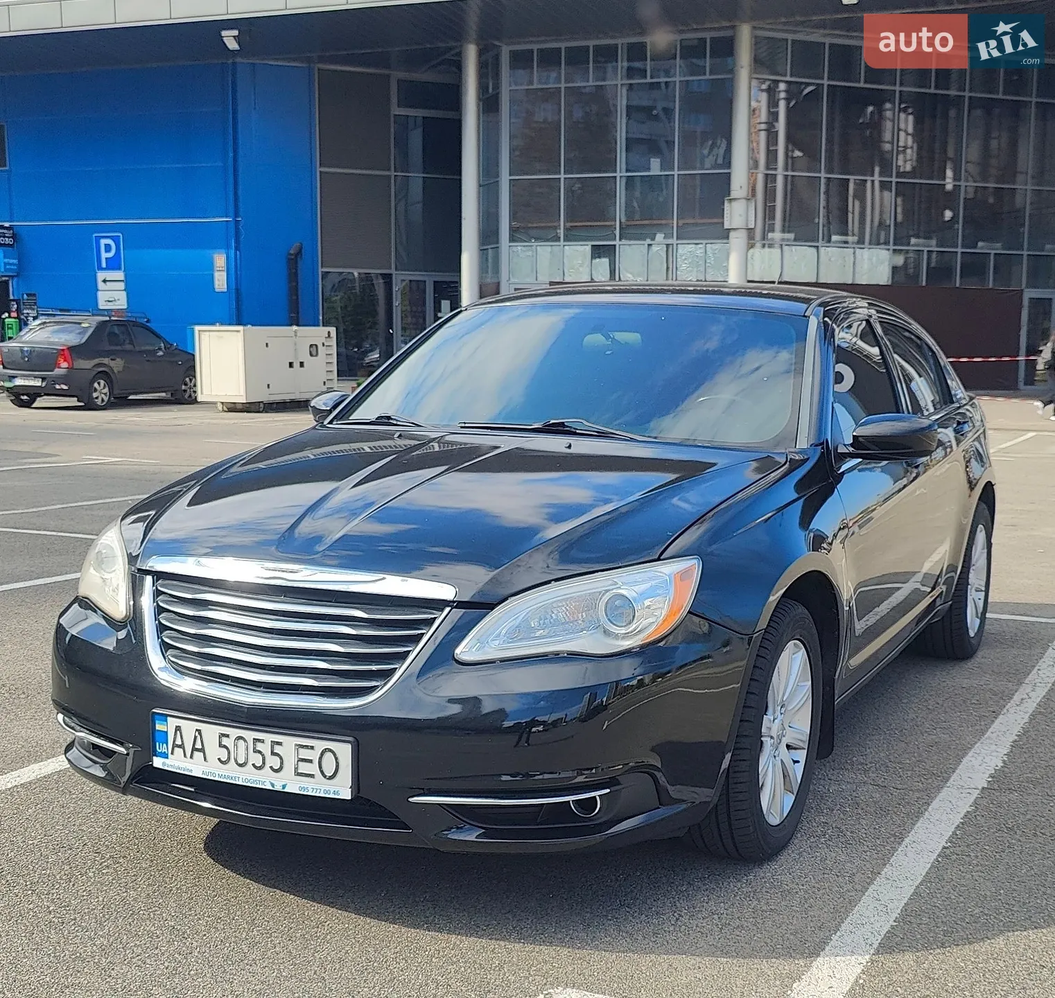 Chrysler 200, 2012