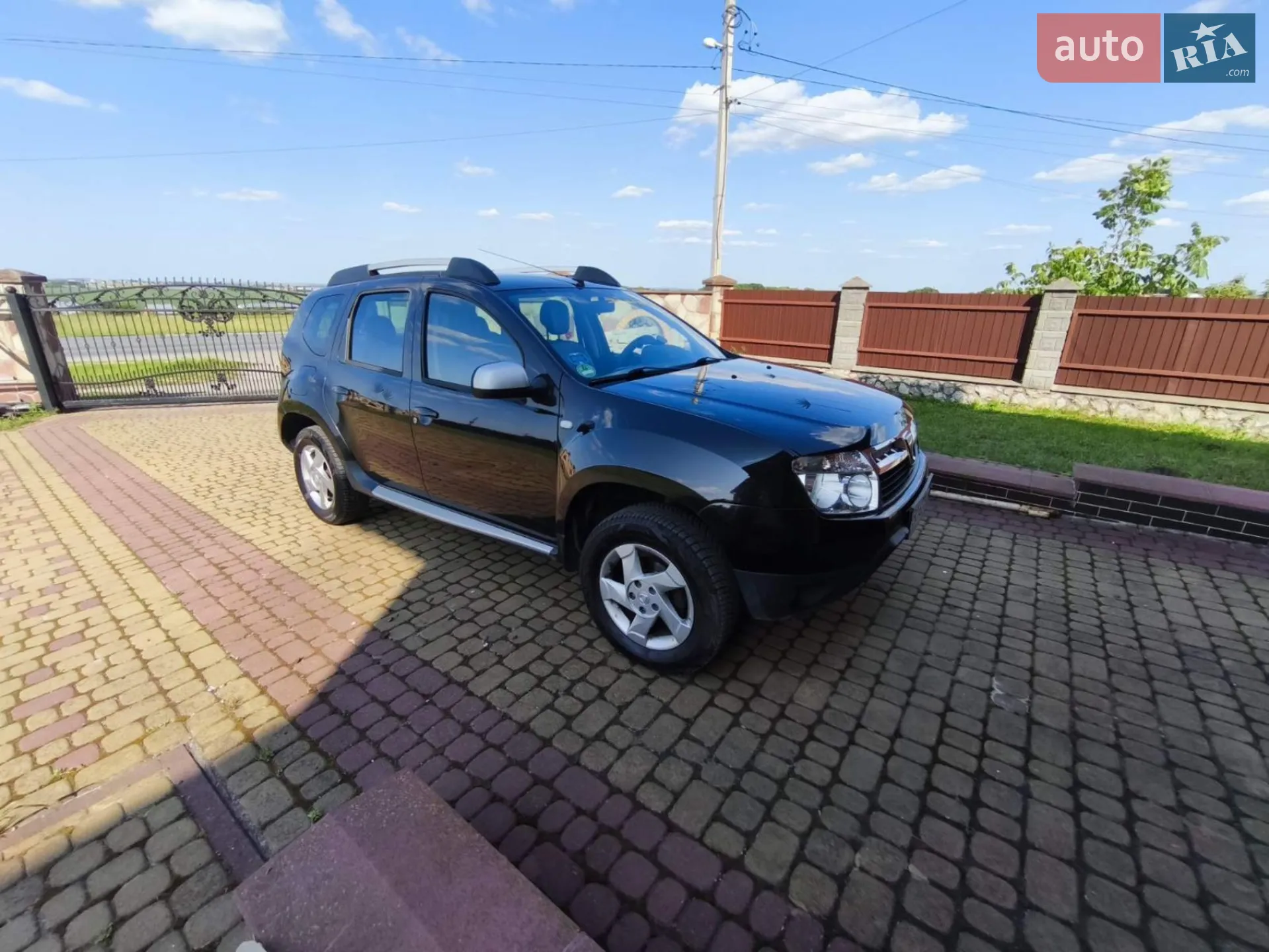 Dacia Duster, 2010