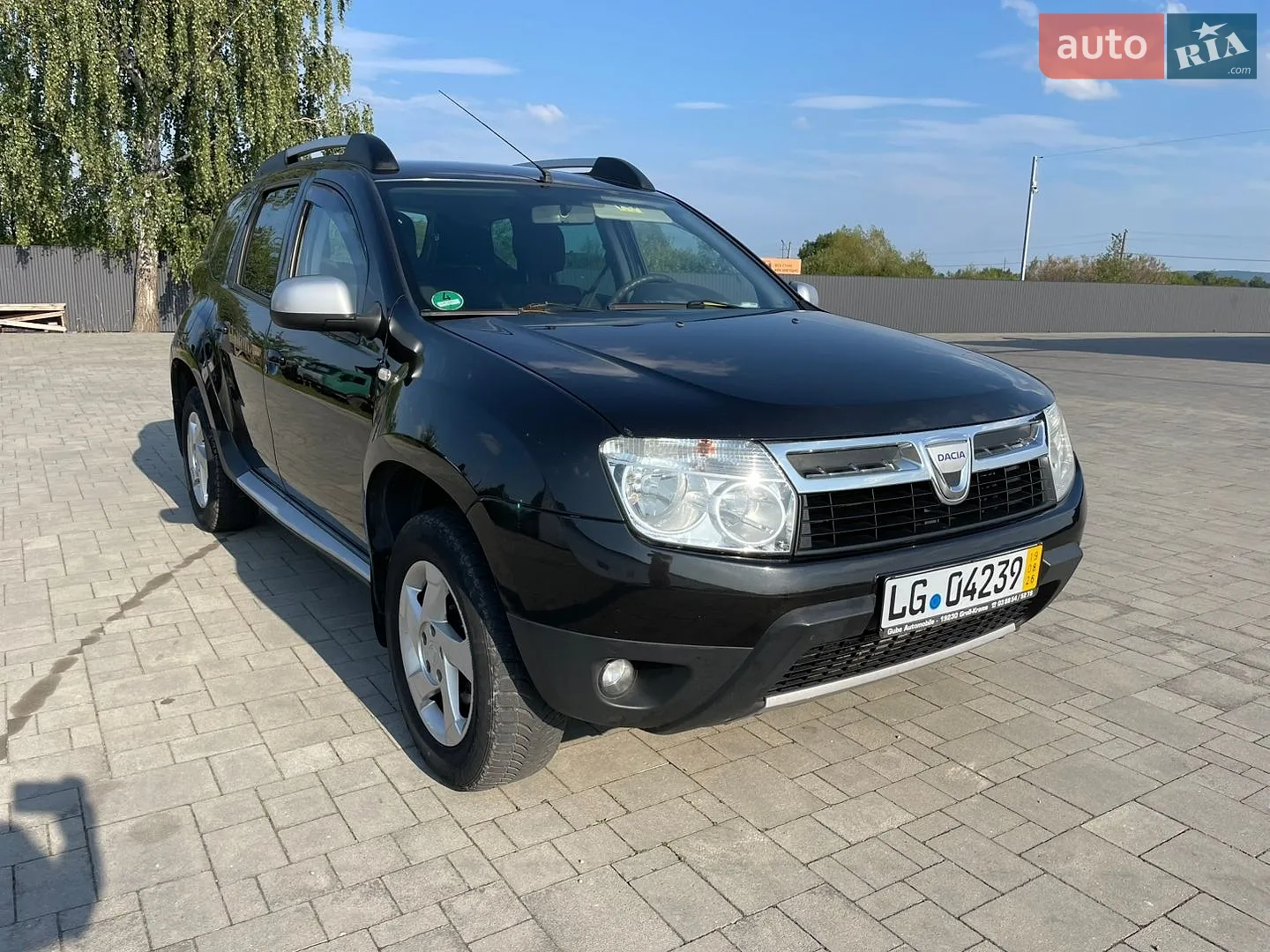 Dacia Duster, 2011
