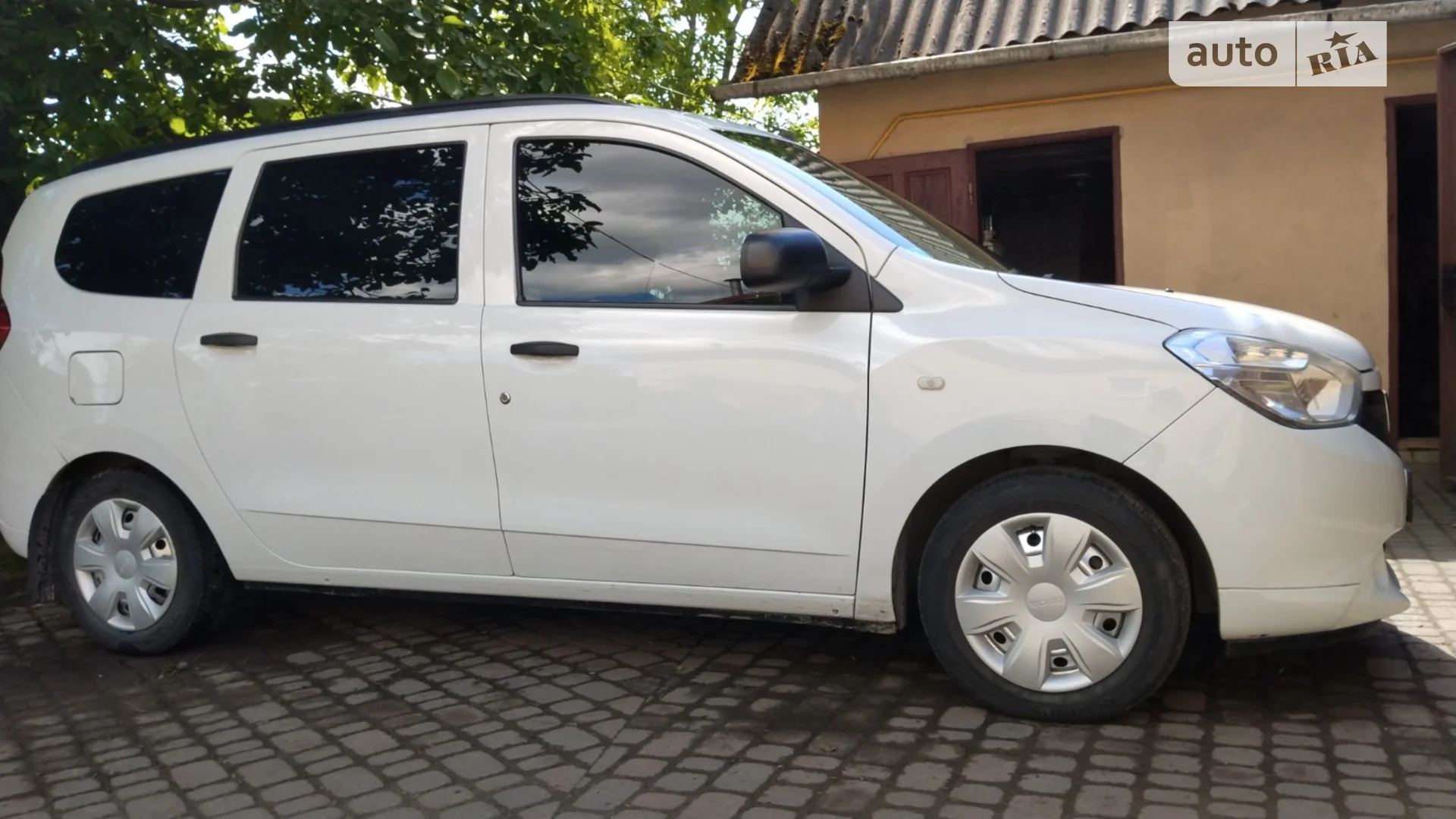 Dacia Lodgy, 2013