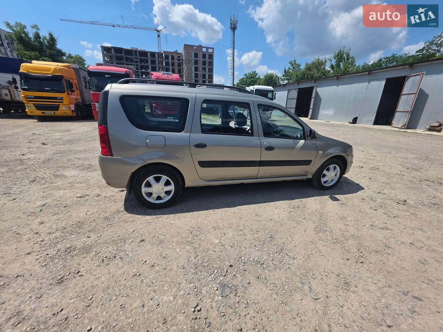 Dacia Logan MCV, 2011