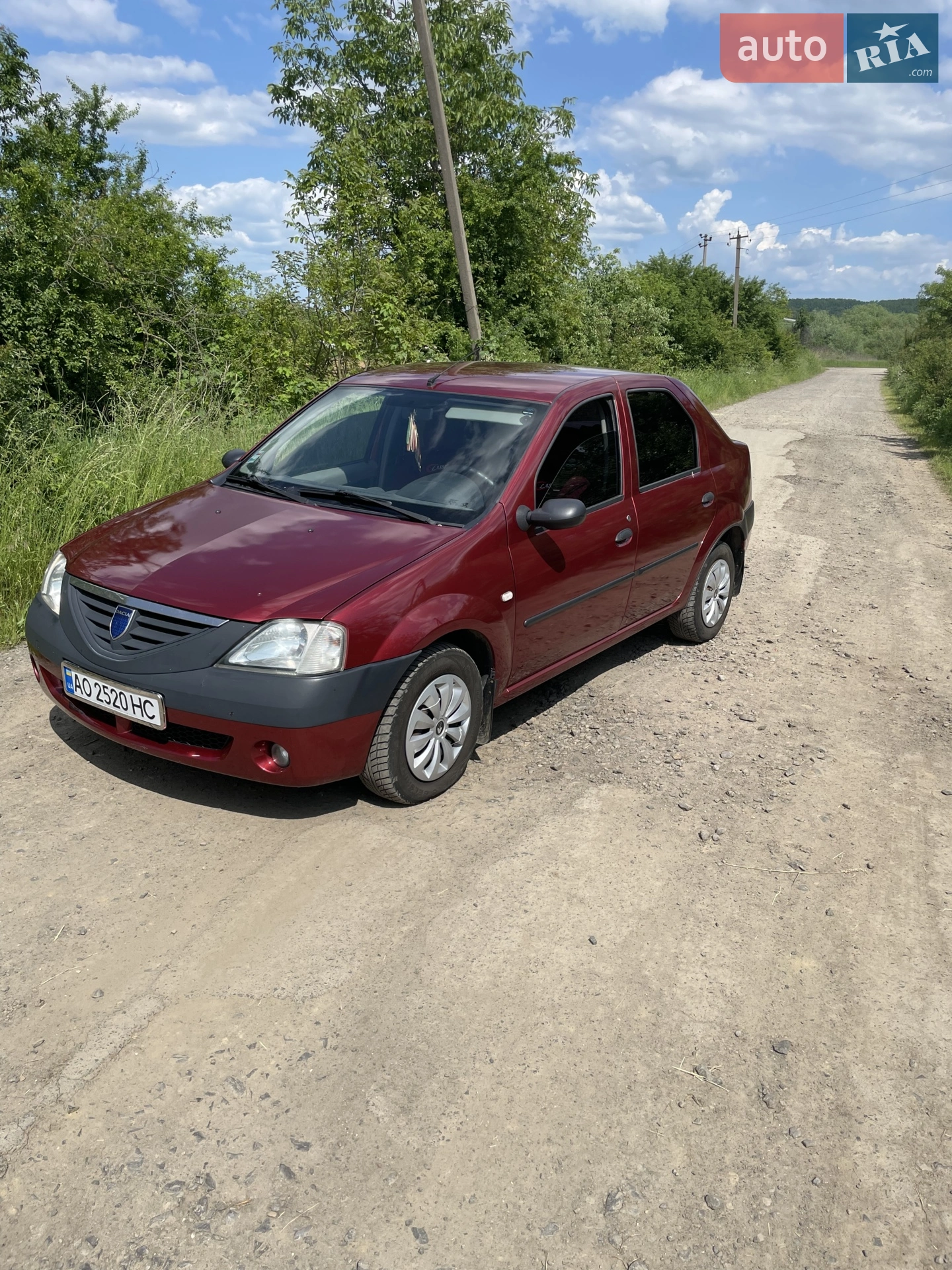 Dacia Logan, 2004