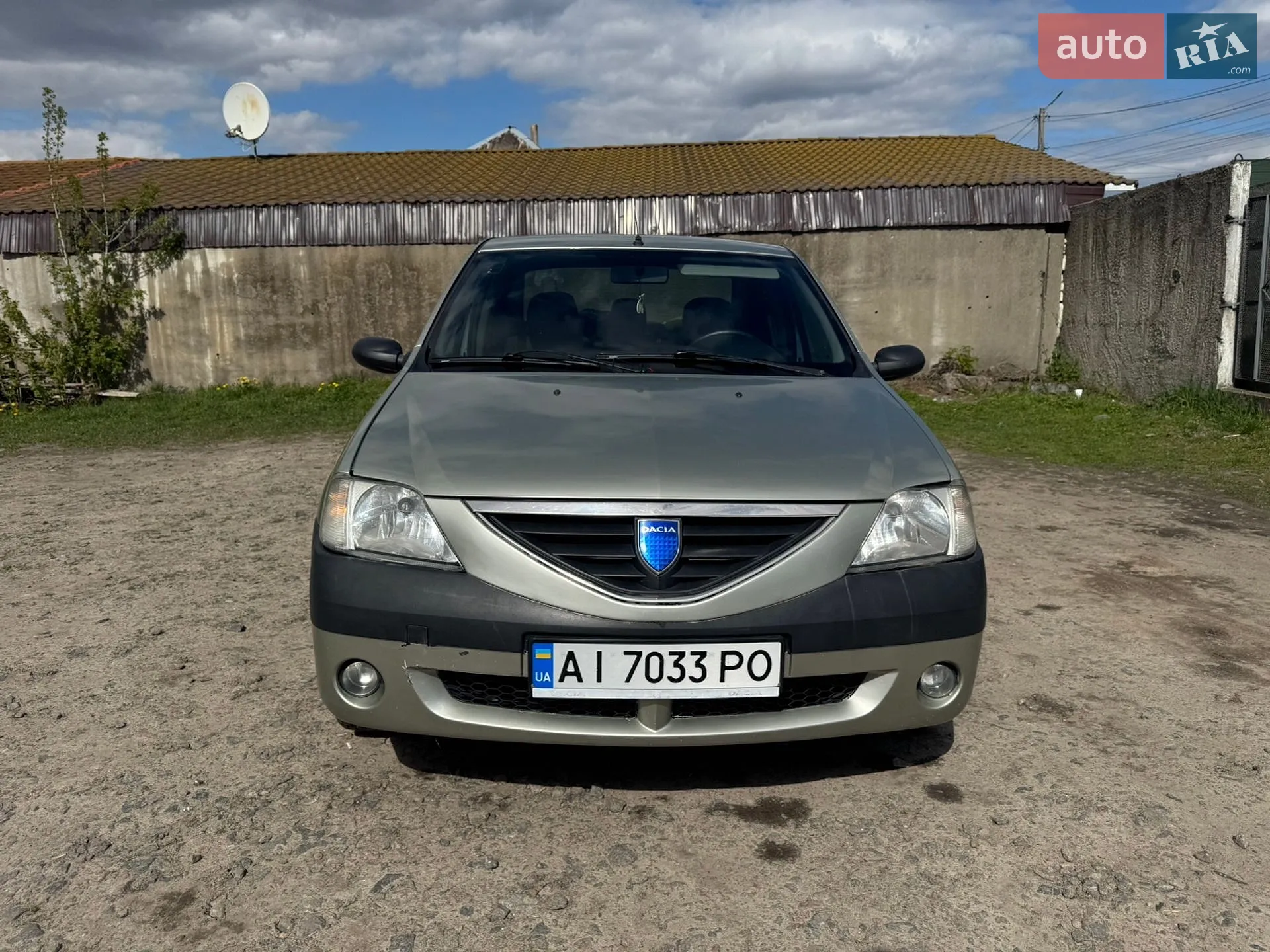 Dacia Logan, 2005
