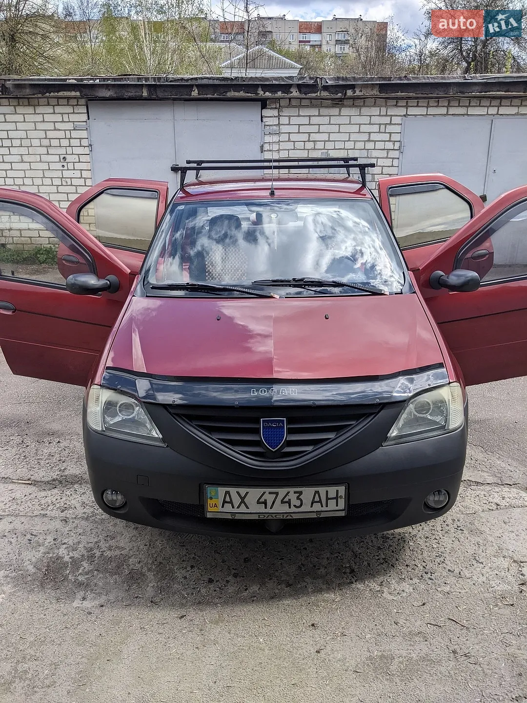 Dacia Logan, 2005