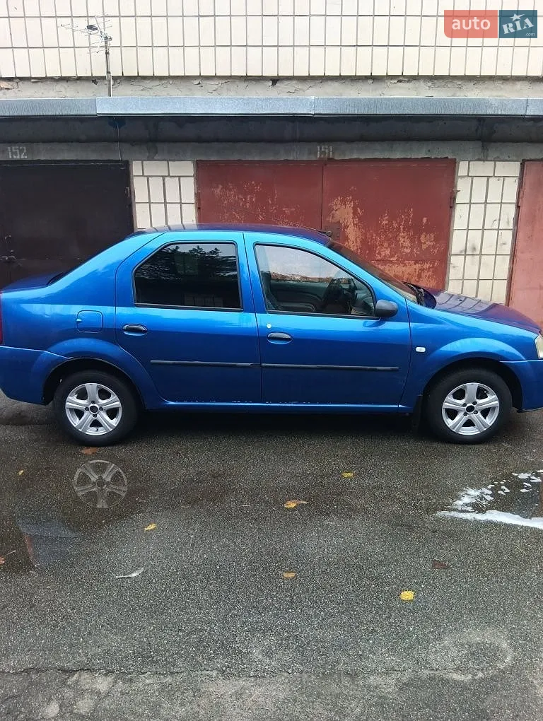 Dacia Logan, 2005