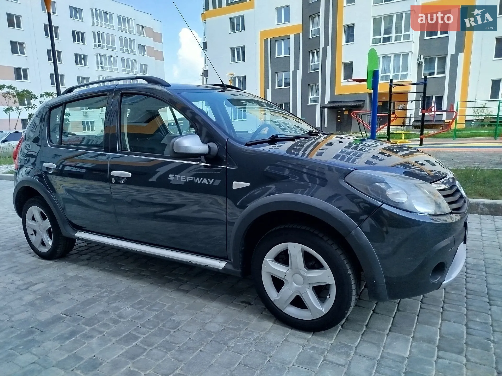 Dacia Sandero StepWay, 2011