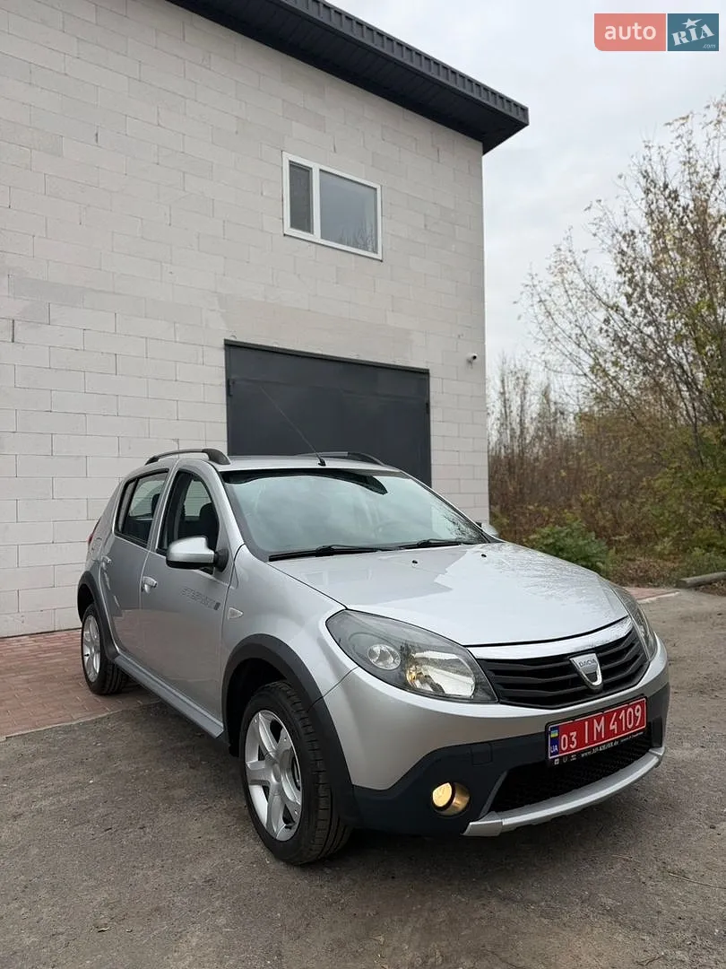 Dacia Sandero StepWay, 2011