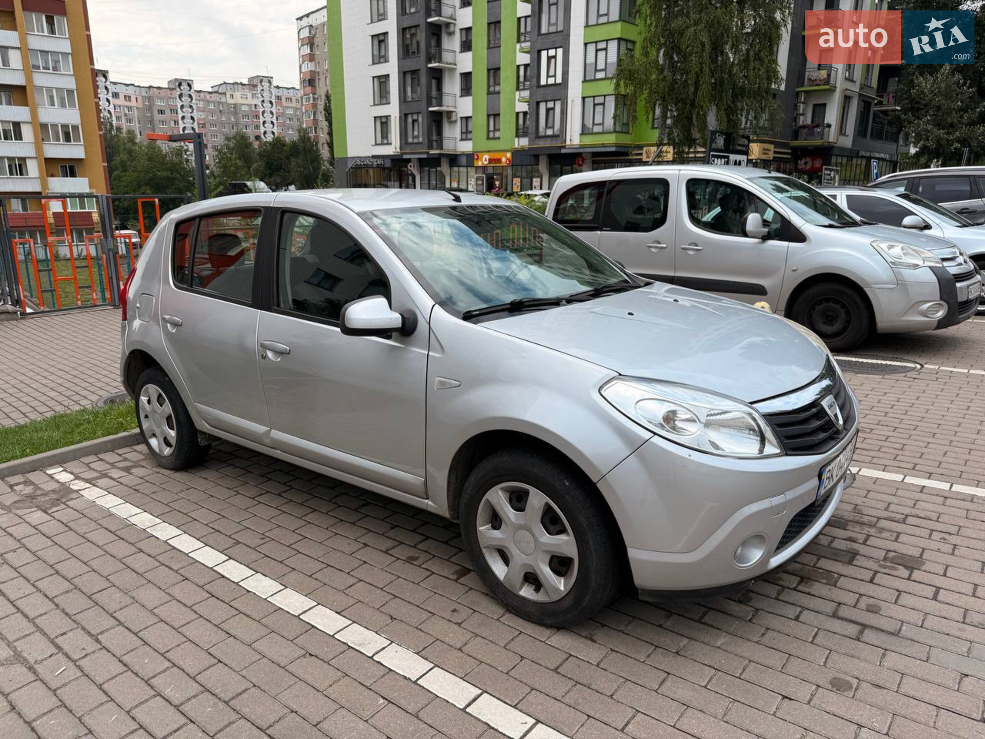 Dacia Sandero, 2011
