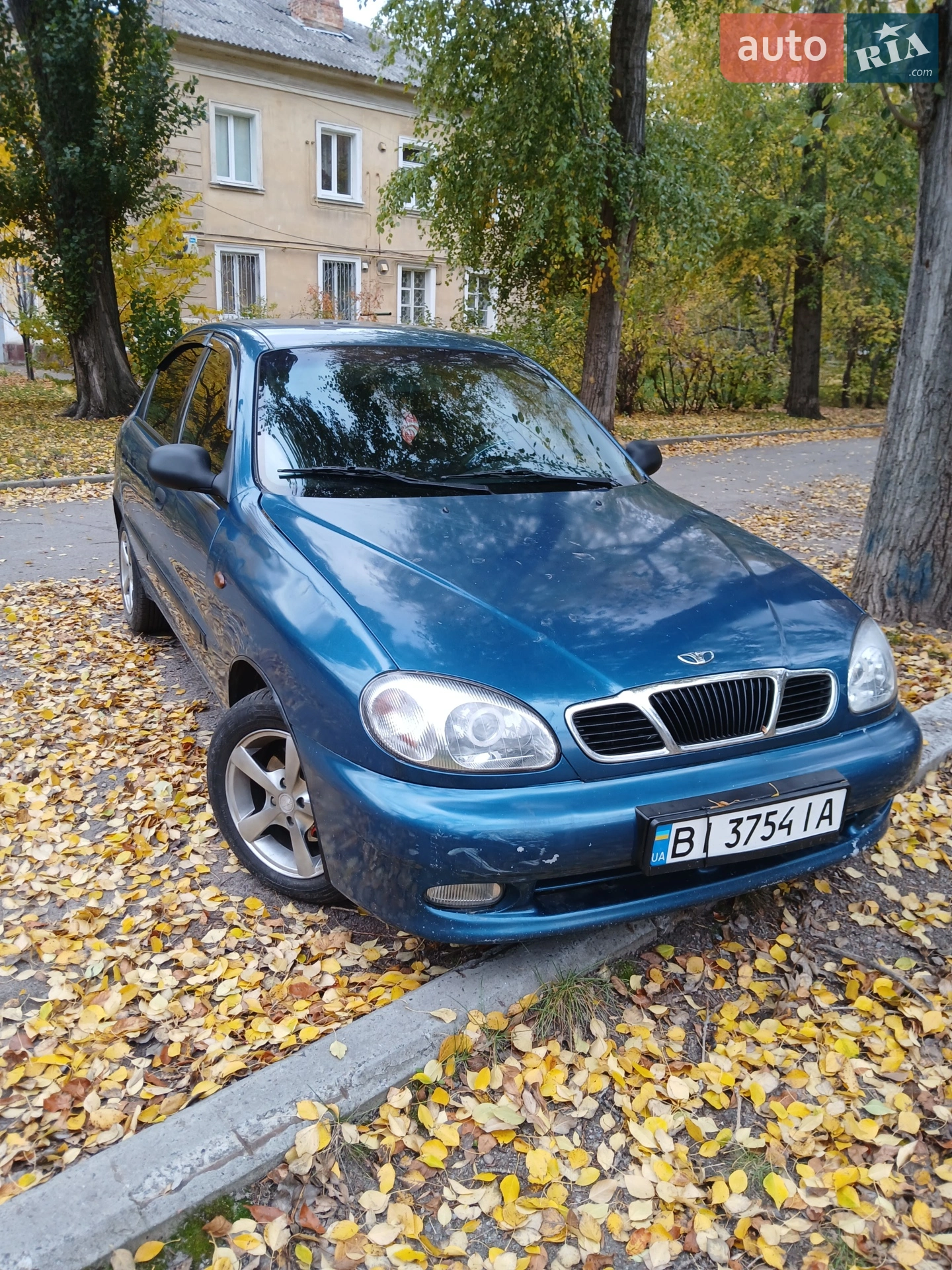 Daewoo Lanos, 1998