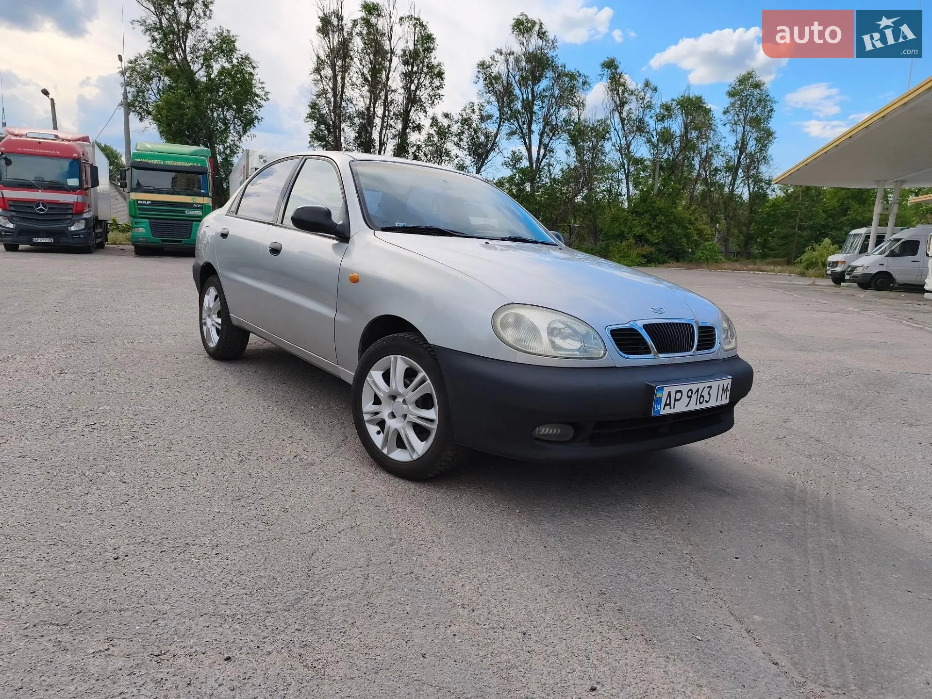 Daewoo Lanos, 1998