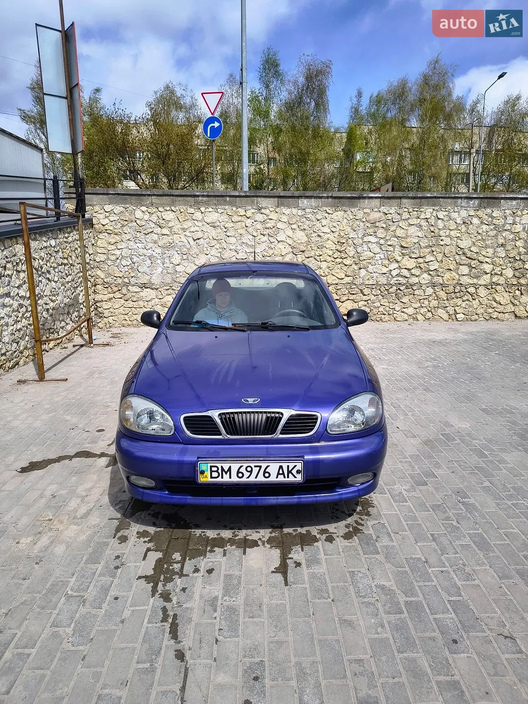 Daewoo Lanos, 1998