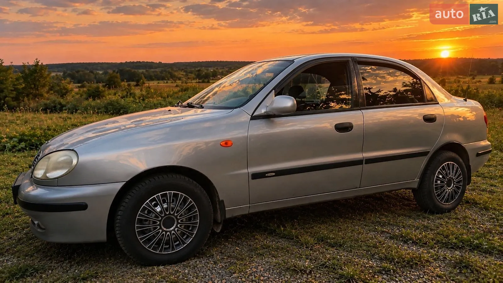 Daewoo Lanos, 1998