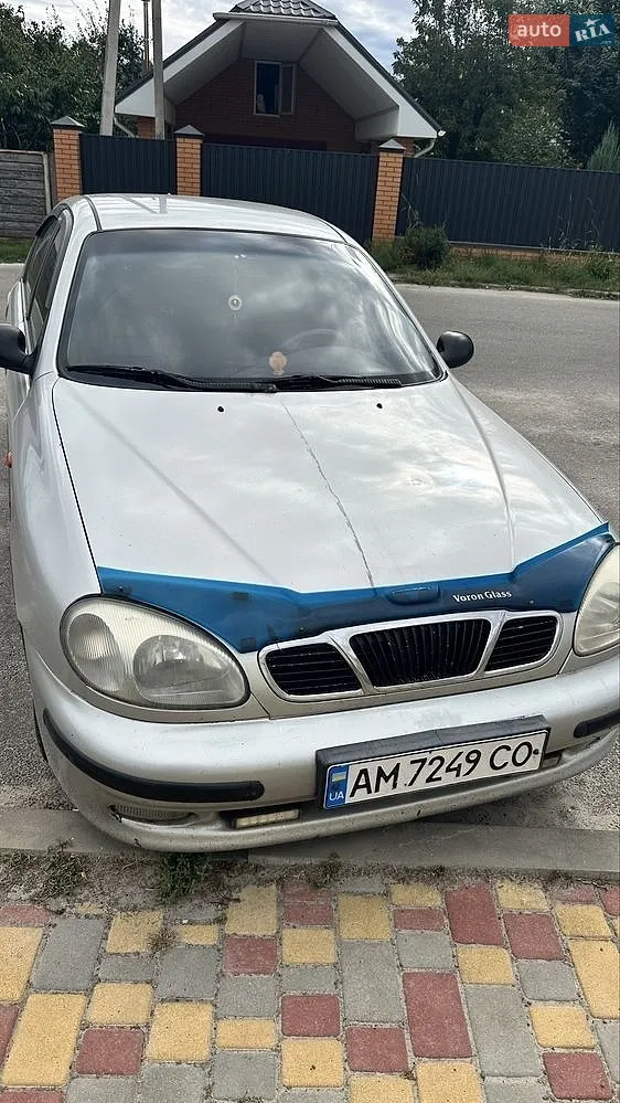 Daewoo Lanos, 2002