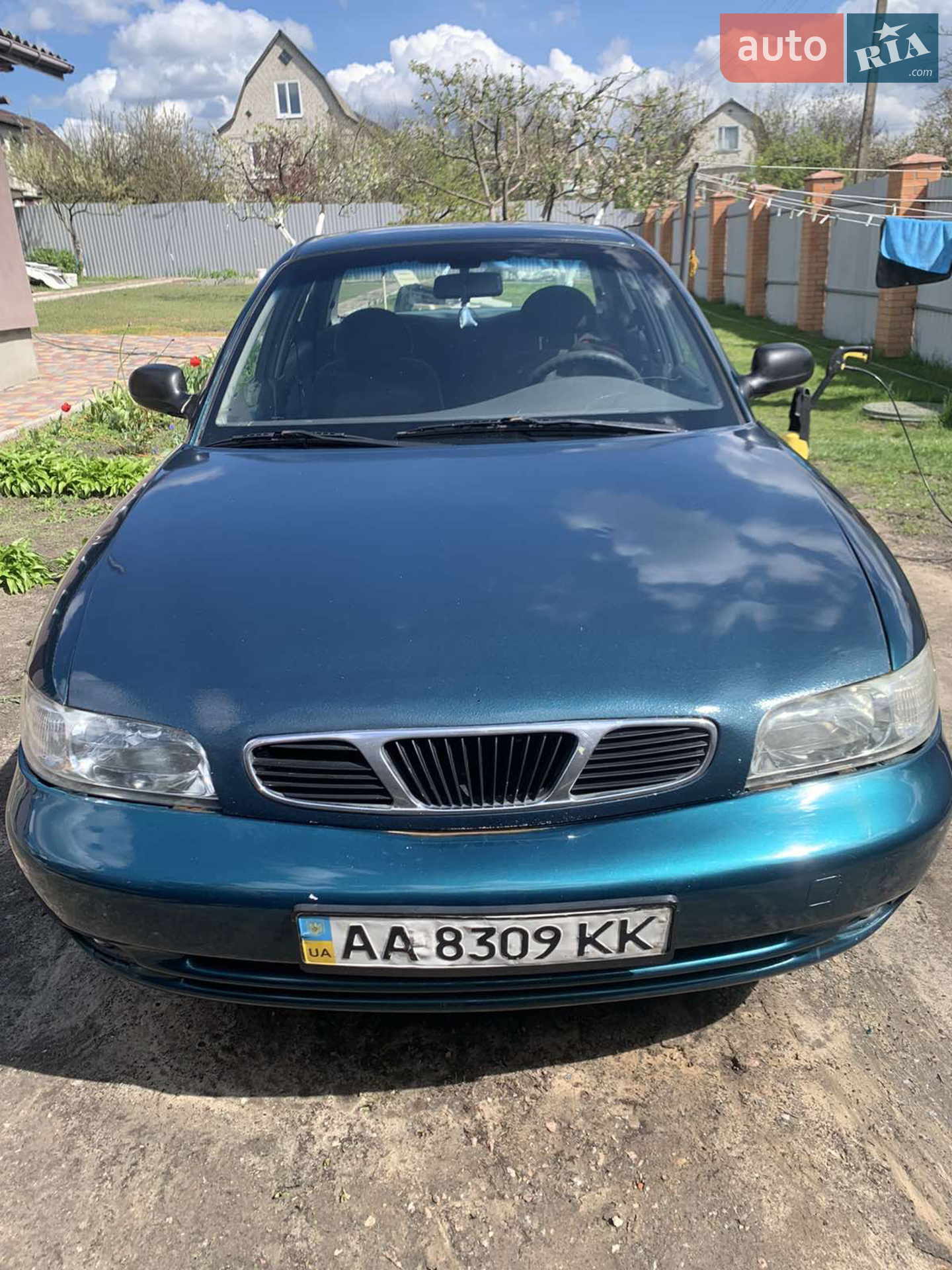 Daewoo Nubira, 1998