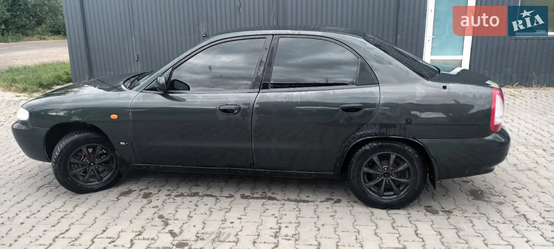 Daewoo Nubira, 1998