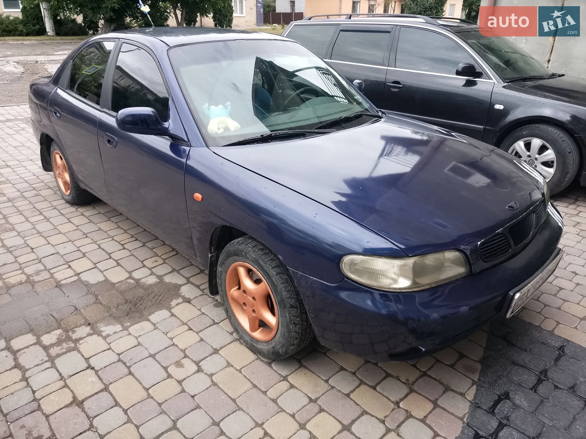 Daewoo Nubira, 1998