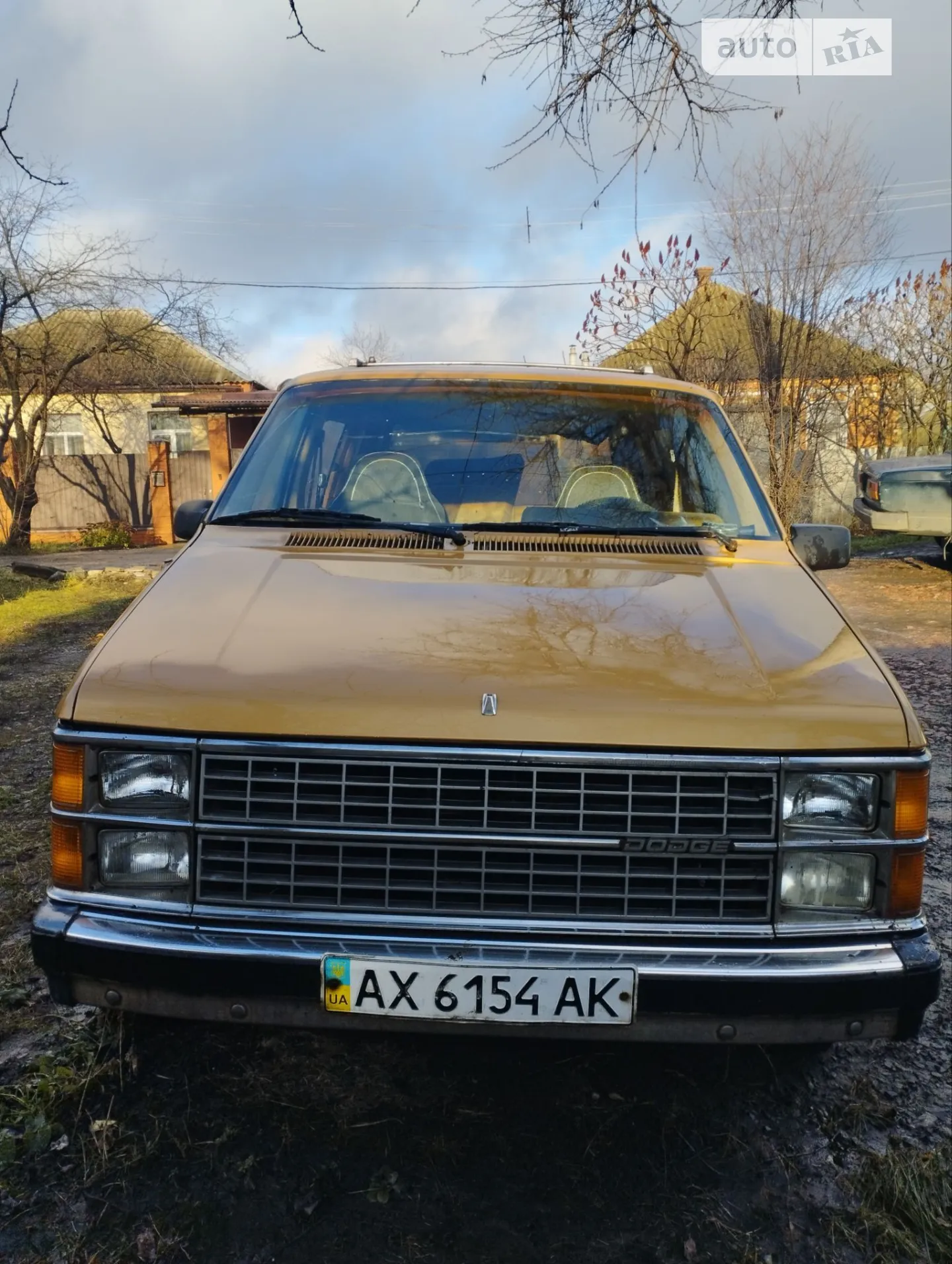 Dodge Caravan, 1985
